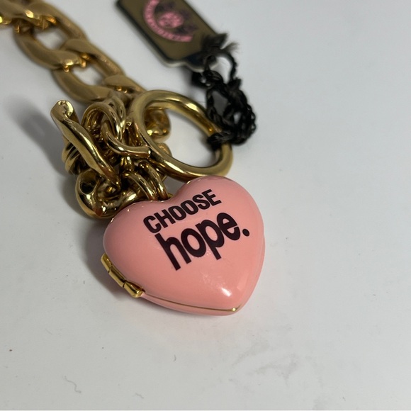 Juicy Couture Charm Hope Locket Bracelet - Picture 13 of 14